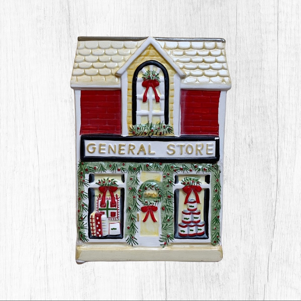 Yankee Candle General store Christmas holder